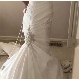 Brand new David’s bridal wedding dress